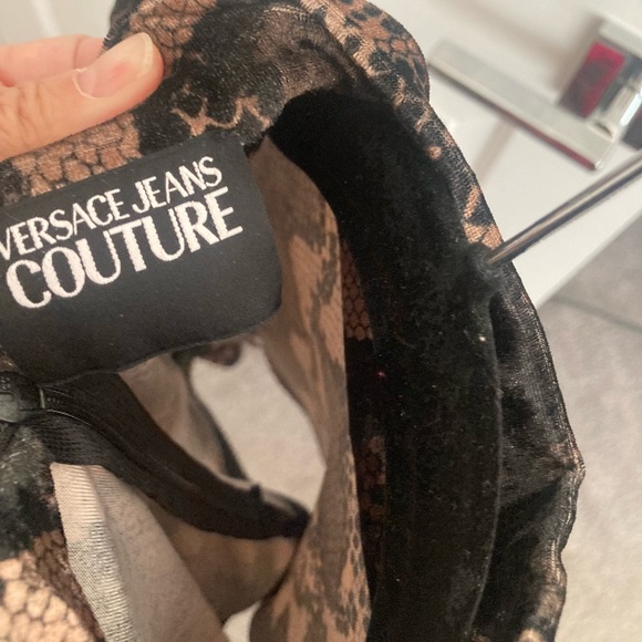 Versace Jeans Collection Women's Snake Print  crop top - Black and Brown - Picture 4 of 5